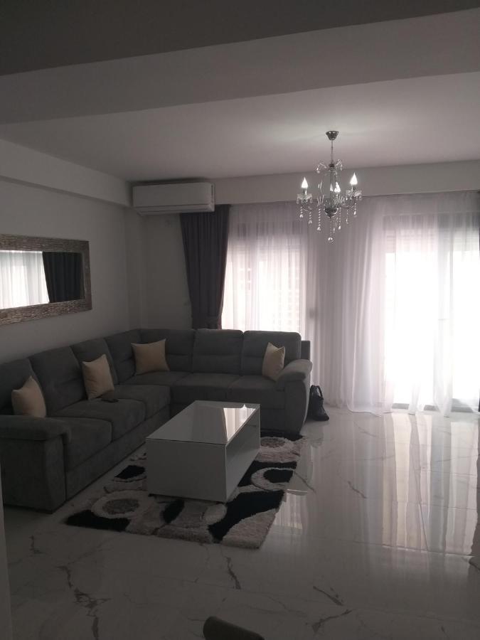 Ata Apartmani. Petrovac ภายนอก รูปภาพ